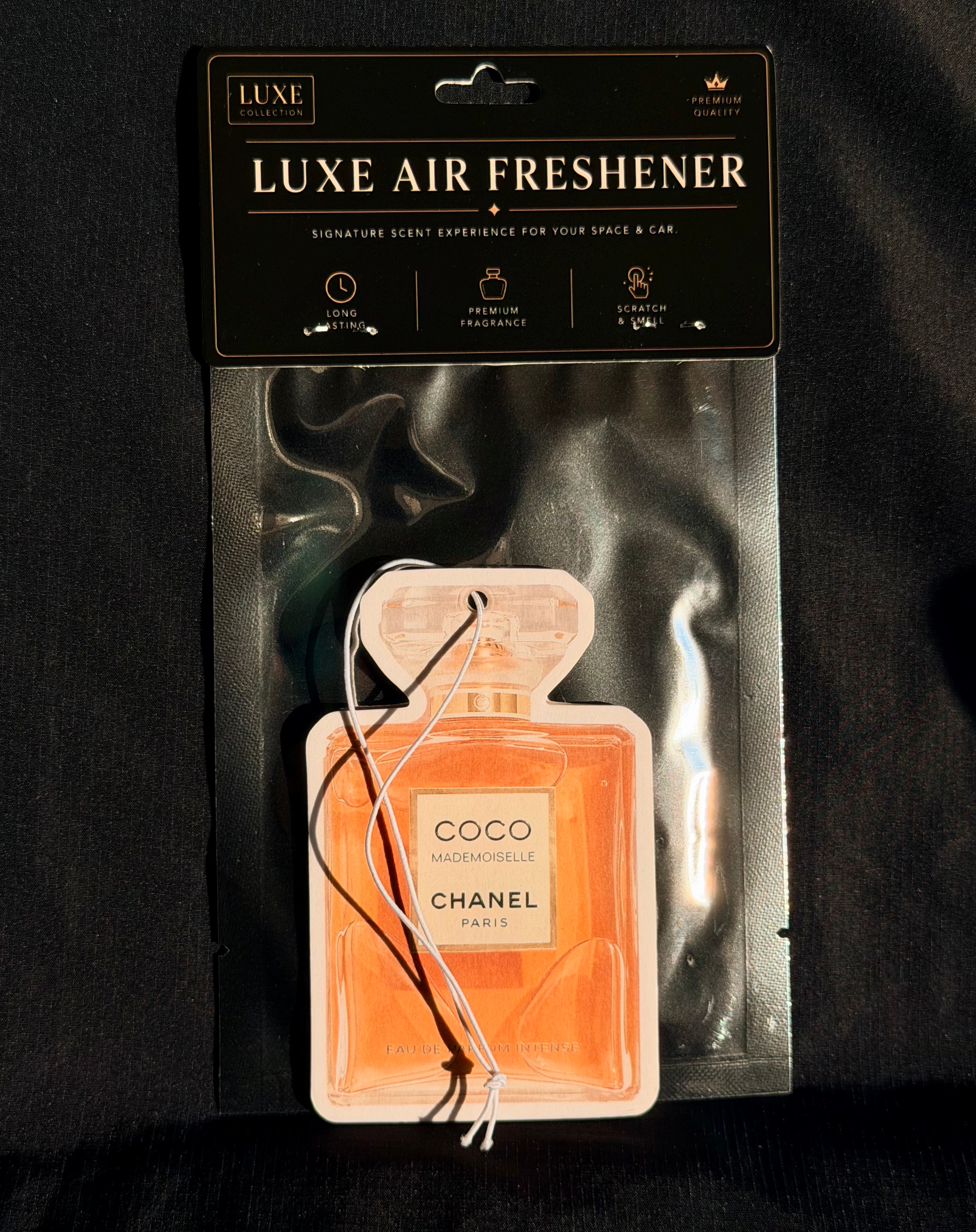 Warm Amber & Jasmine Car Air Freshener – Classic & Luxurious Feminine Scent