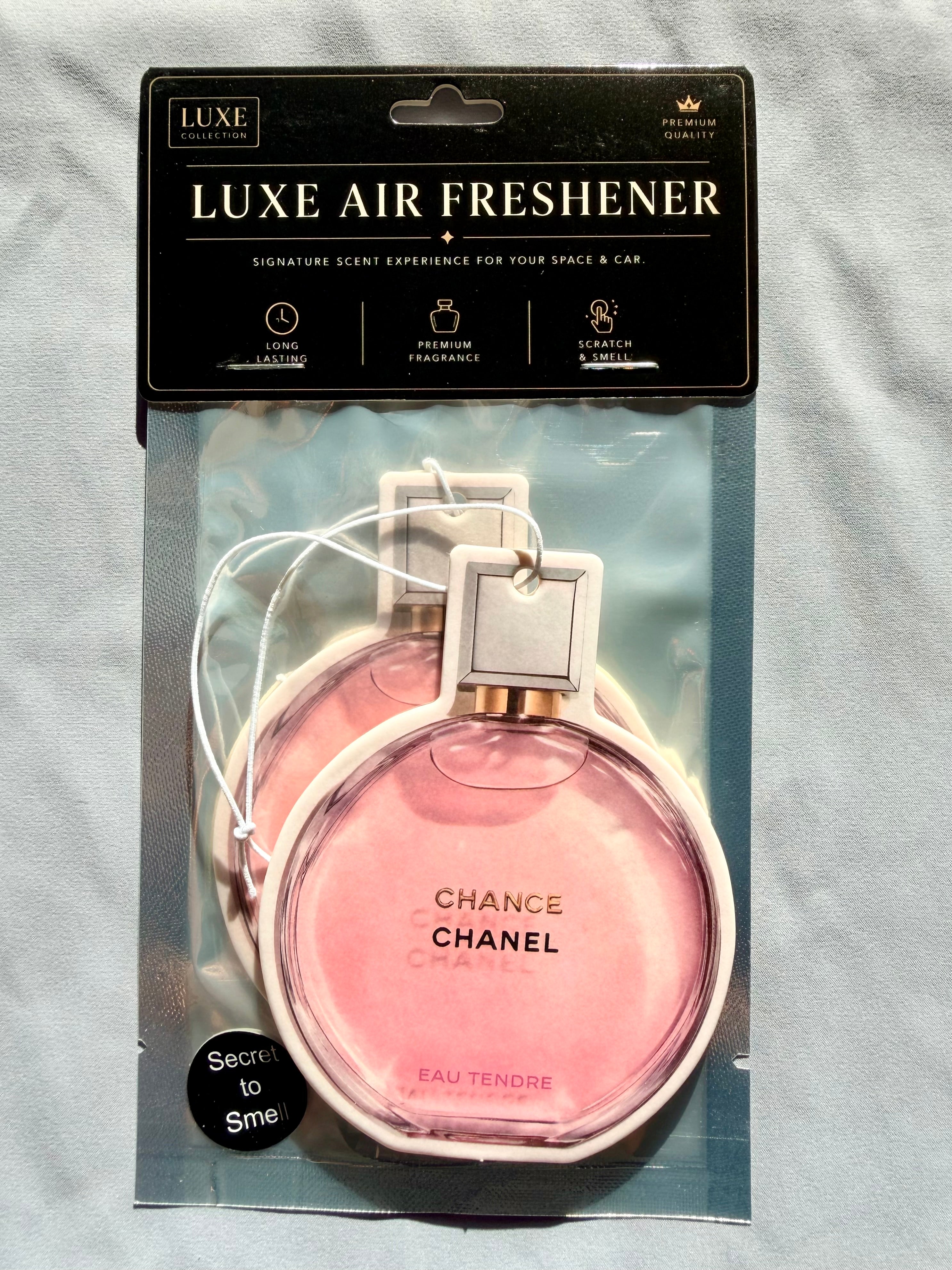 Soft Rose & Grapefruit Car Air Freshener – Delicate & Feminine Luxury Scent