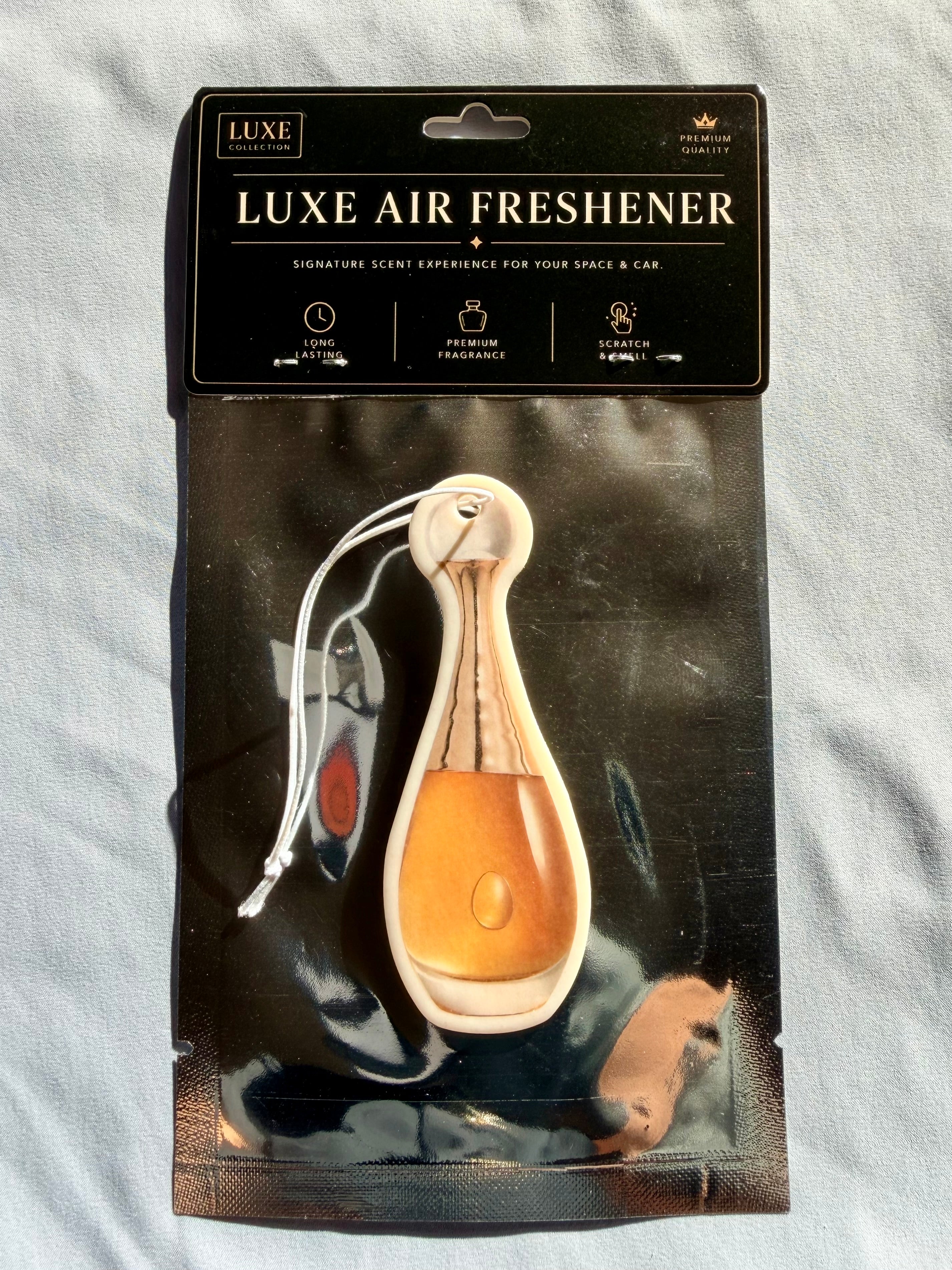 Golden Floral & Ylang Ylang Car Air Freshener – Elegant & Feminine Luxury Scent