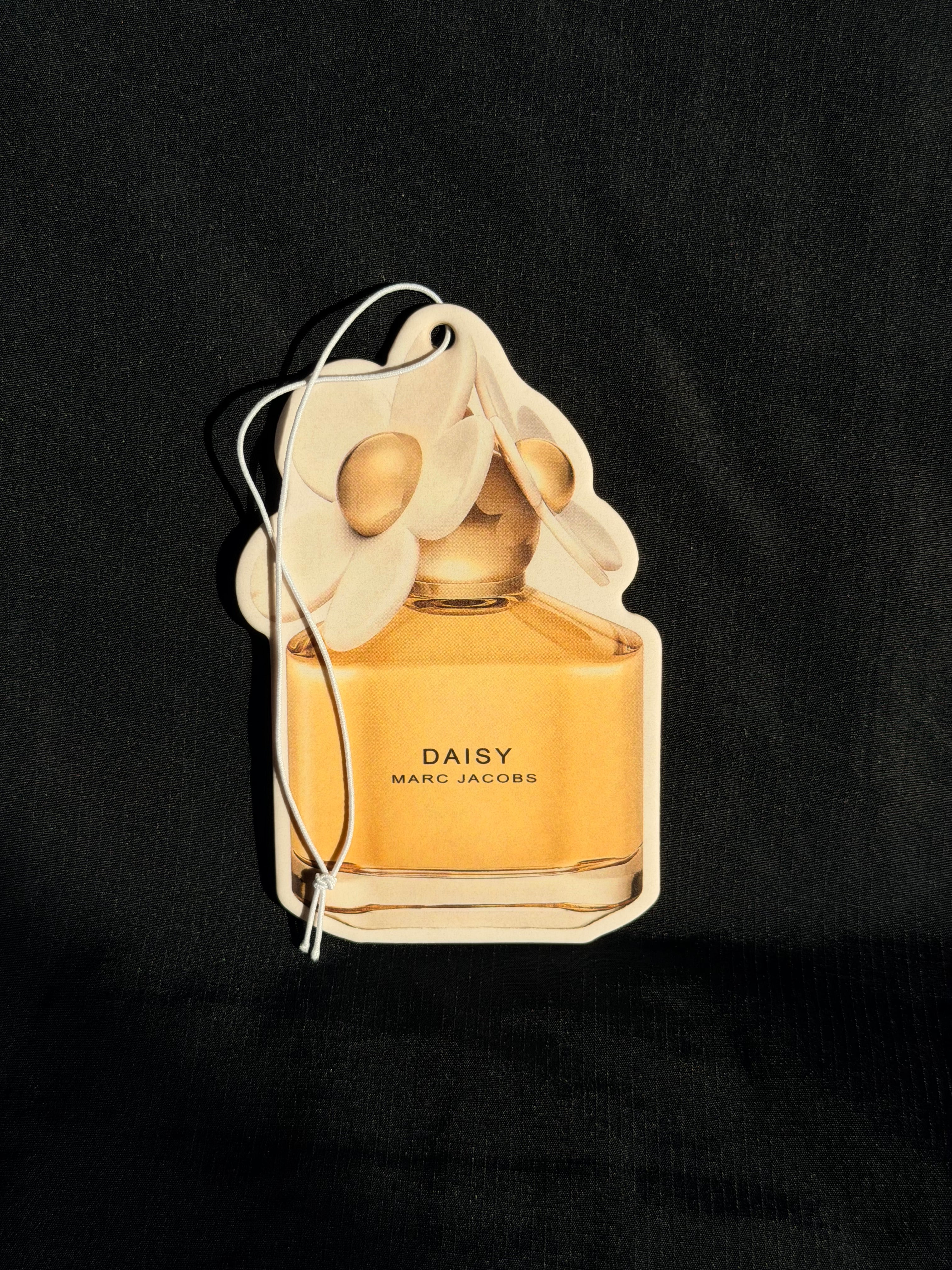 Fresh Strawberry & Violet Car Air Freshener – Playful & Sweet Luxury Scent