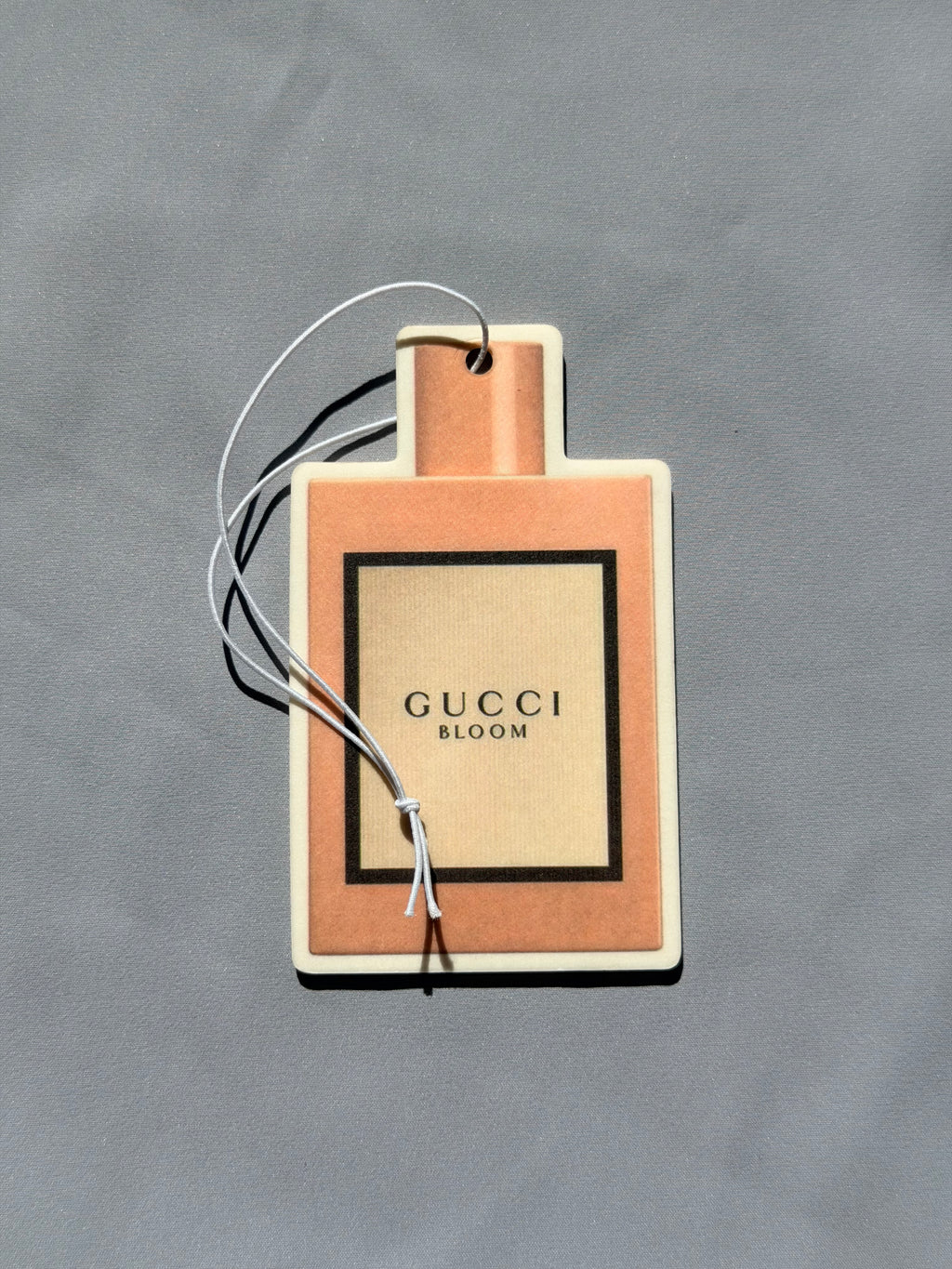 Rich White Floral & Tuberose Car Air Freshener – Lush & Feminine Luxury Scent
