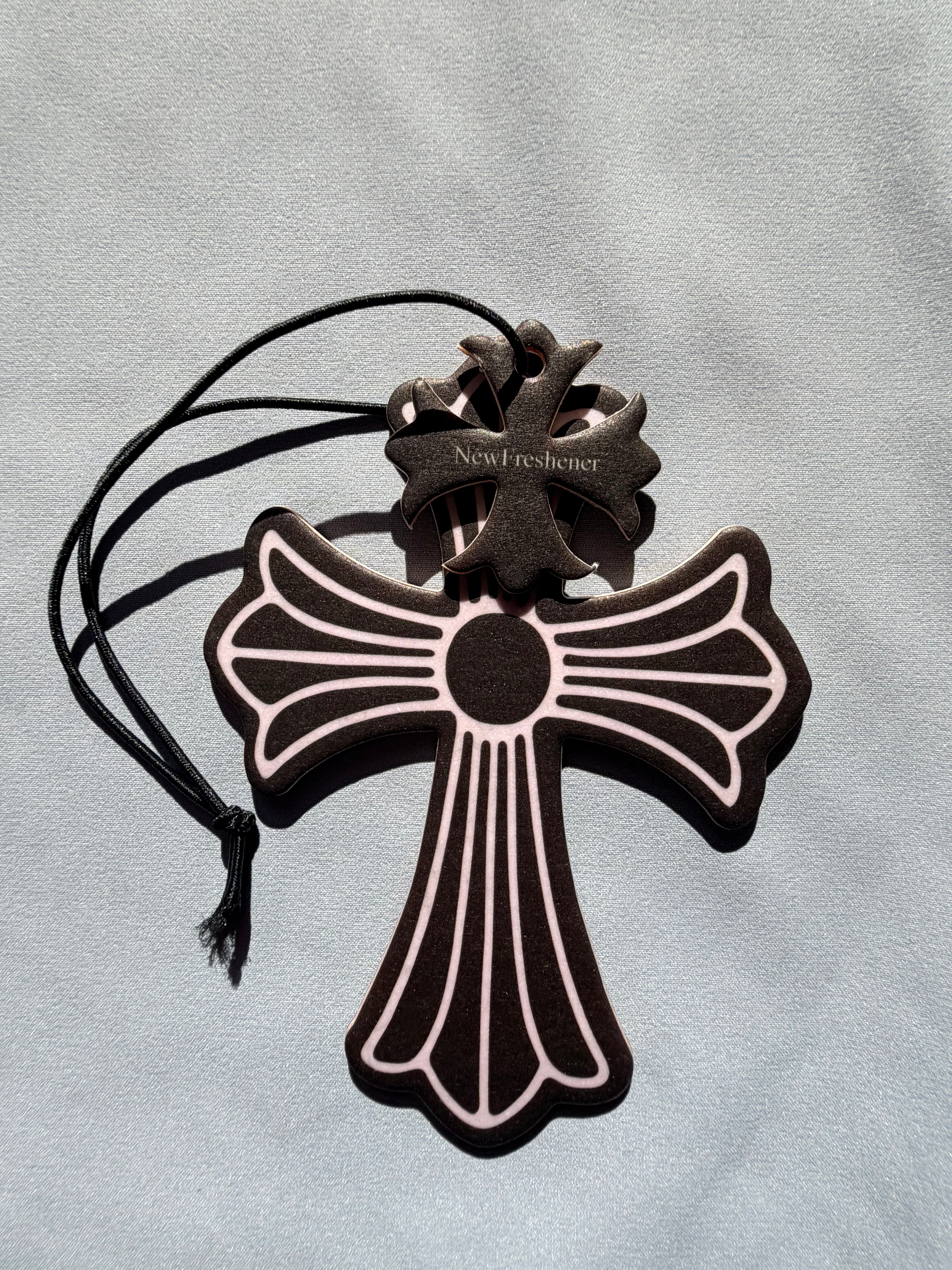 Leather & Dark Musk Car Air Freshener – Edgy & Unisex Luxury Scent