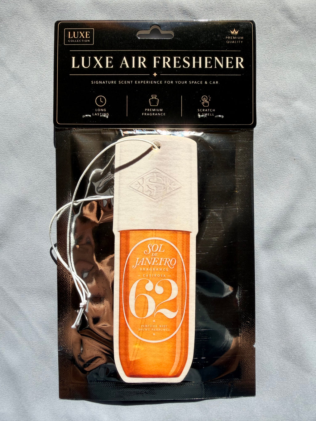 Golden Amber & Salted Caramel Car Air Freshener – Warm & Addictive Luxury Scent